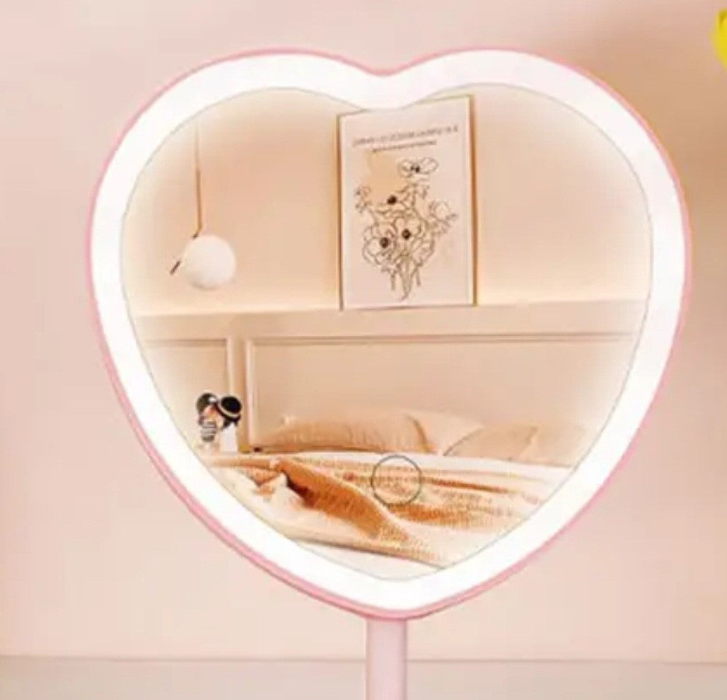 HEART VANITY MIRROR